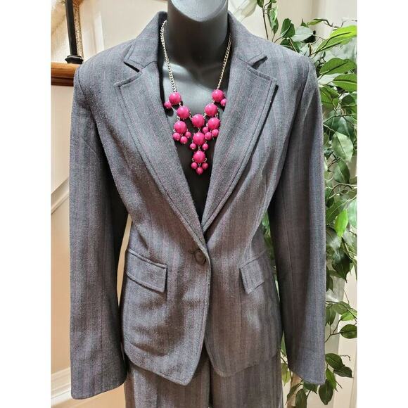 Apostrophe Women's Gray Polyester Single Breasted Blazer & Pant 2 Piece Suit 4 - Picture 2 of 11